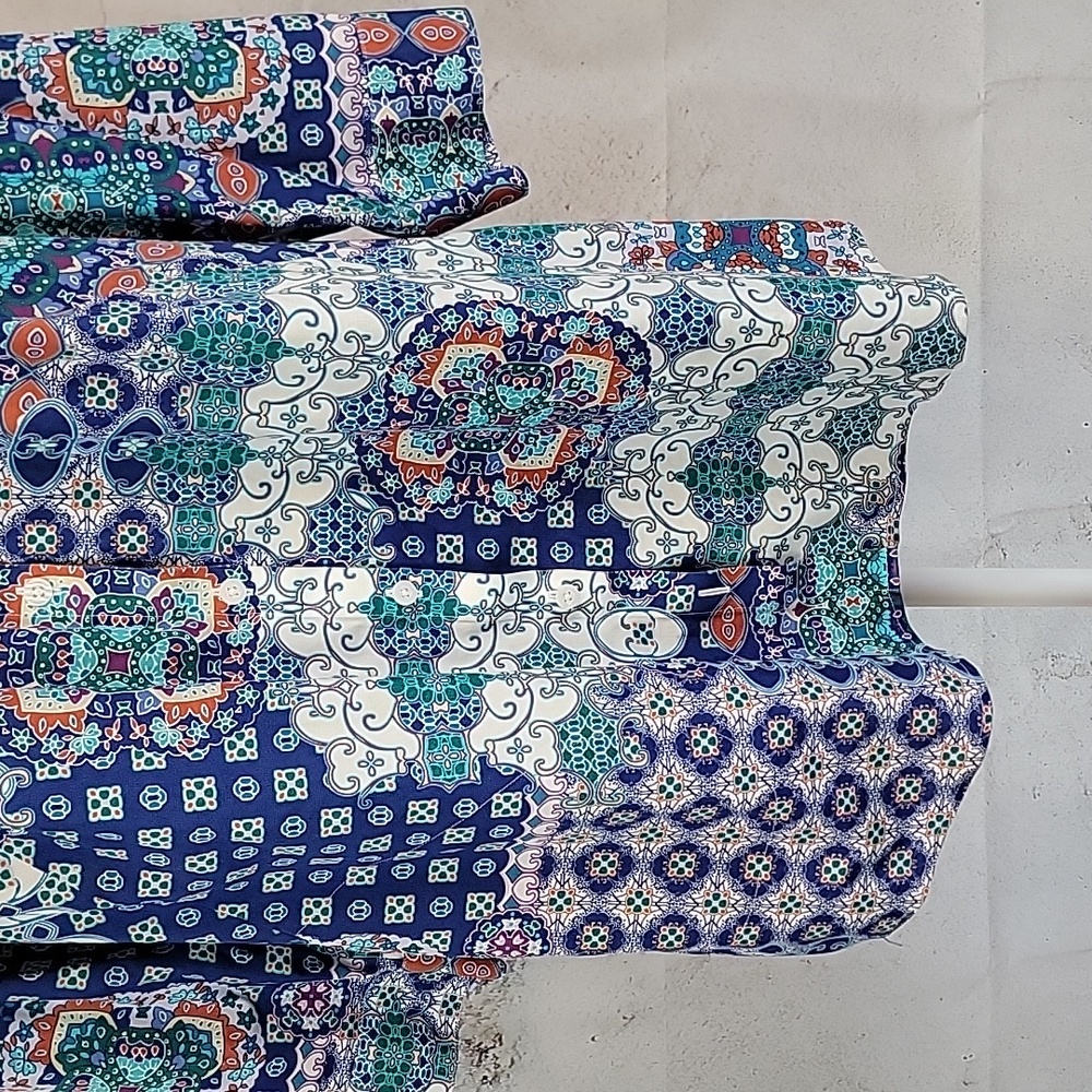 Chic's Button-Down Shirt Multicolored Abstract Pa… - image 3